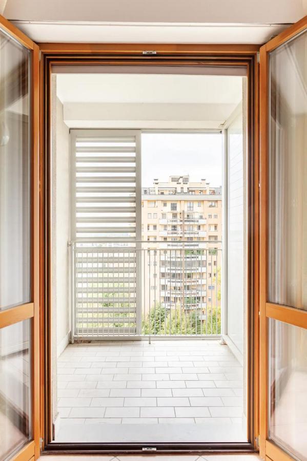 Lussuoso Attico Con Garage Gratis Vicino Al Duomo E Allo Ieo Milano Exteriör bild