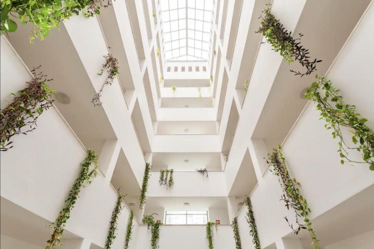 Lussuoso Attico Con Garage Gratis Vicino Al Duomo E Allo Ieo Milano Exteriör bild